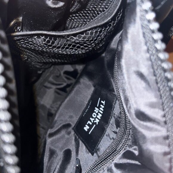 Think Rolyn Crossover Bag - Picture 7 of 7